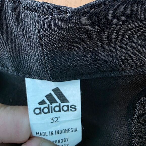 Adidas Black Athletic Performance Shorts Mens 32 - Picture 3 of 3